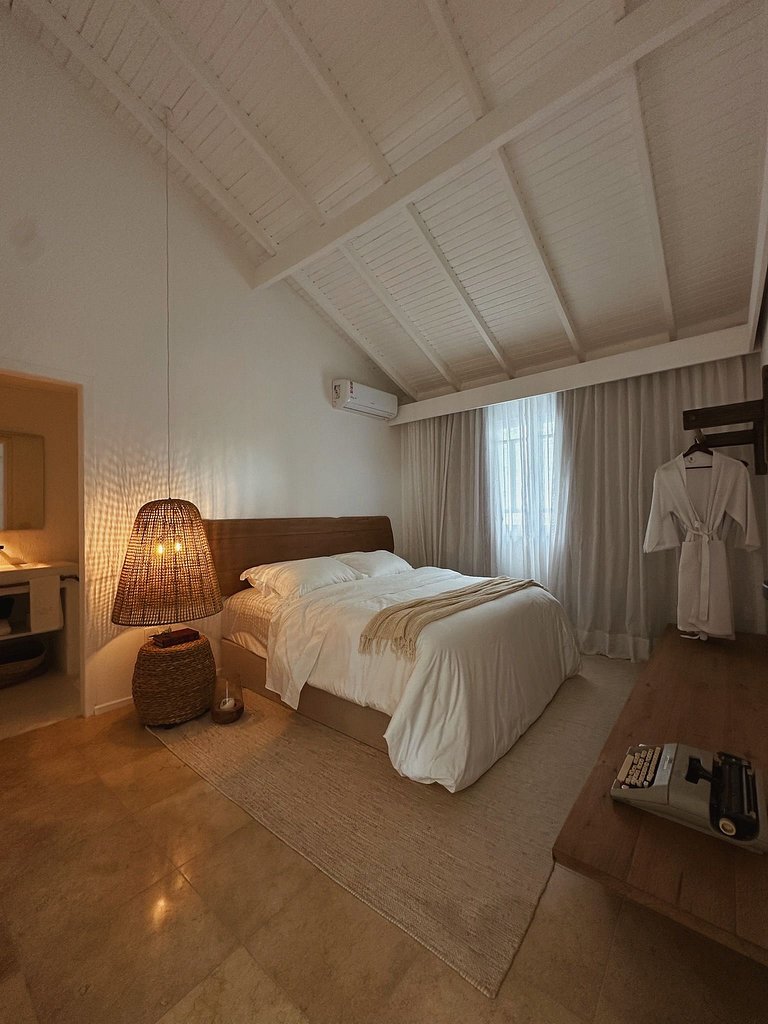 DAZ by Les Cinq | Refúgio na Praia do Estaleiro